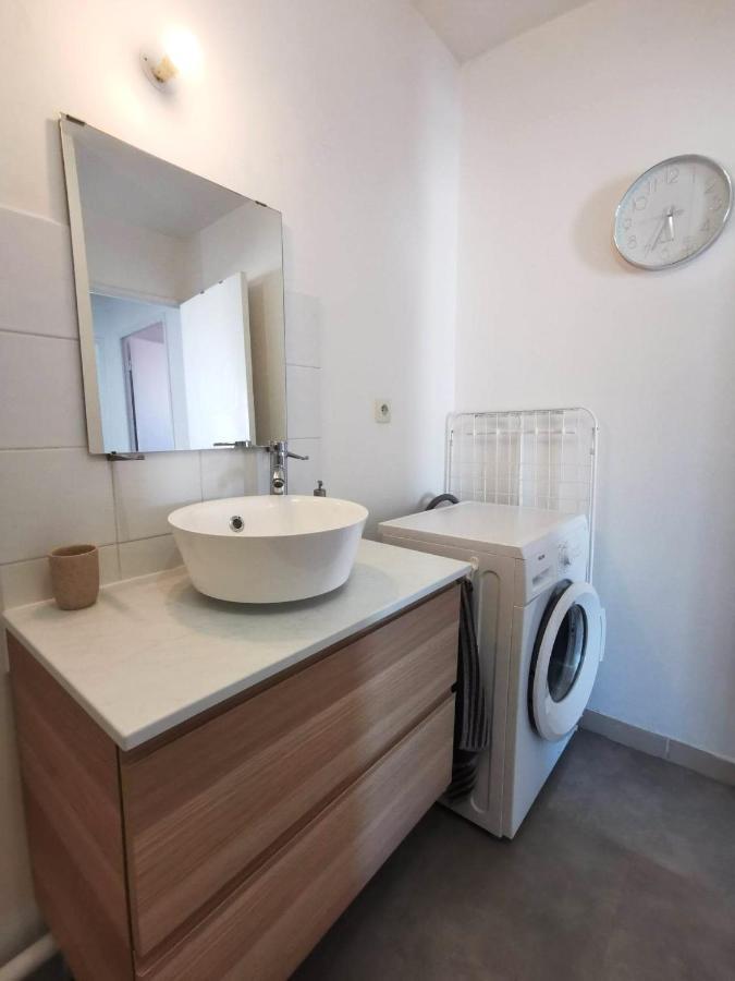 Appartement rénové cocooning Miramas Exterior foto